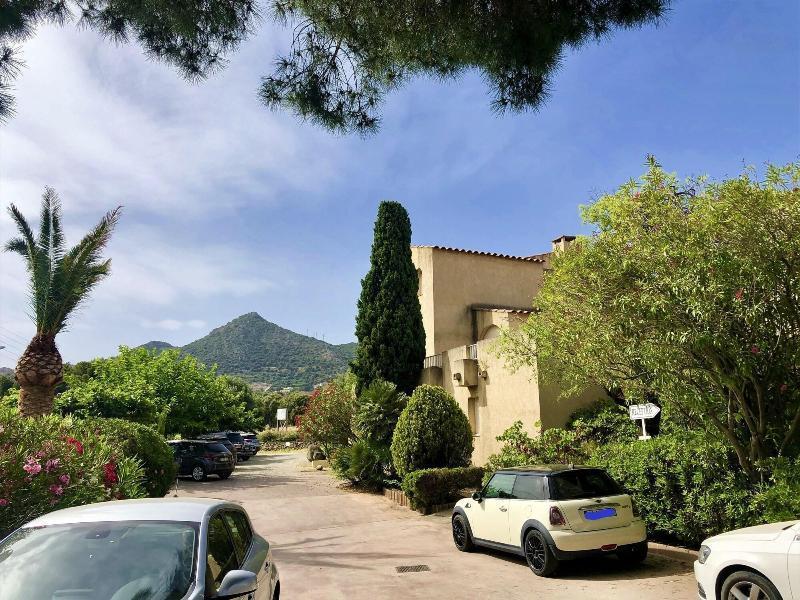 Motel Le Vieux Moulin LʼÎle-Rousse Exteriér fotografie