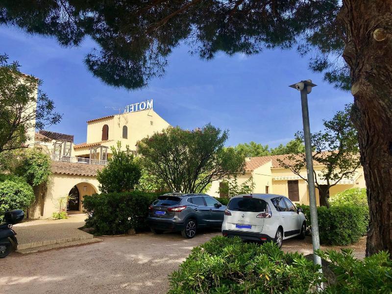 Motel Le Vieux Moulin LʼÎle-Rousse Exteriér fotografie