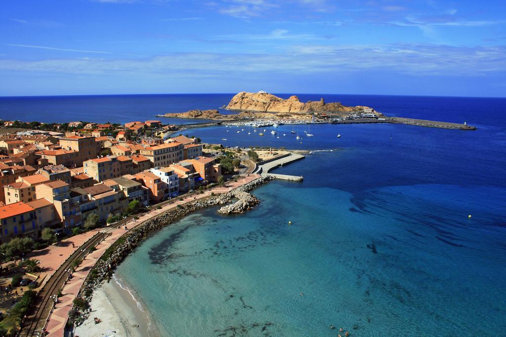 Motel Le Vieux Moulin LʼÎle-Rousse Exteriér fotografie