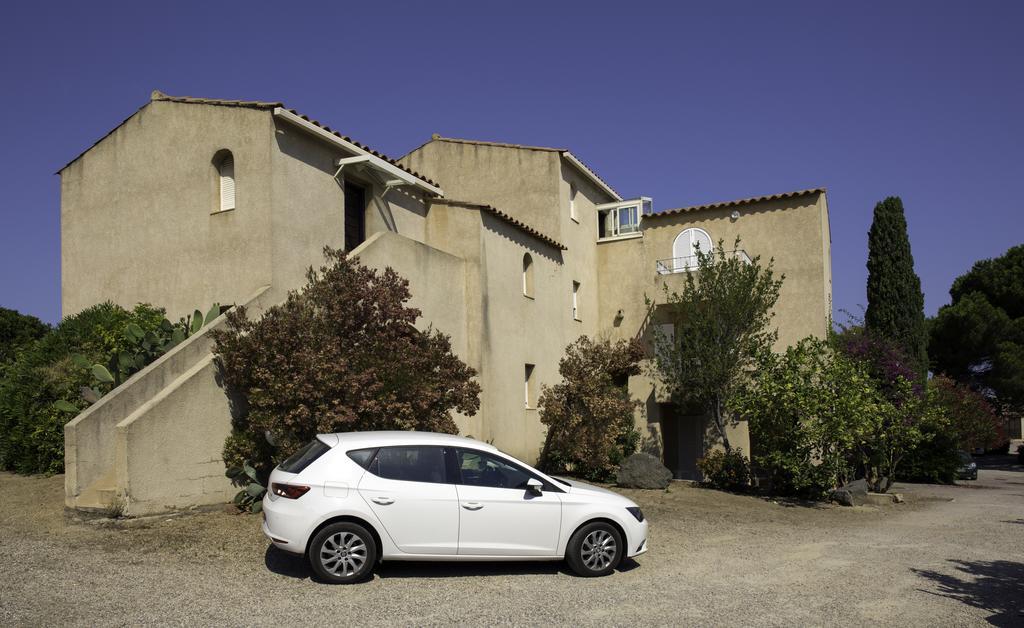 Motel Le Vieux Moulin LʼÎle-Rousse Exteriér fotografie