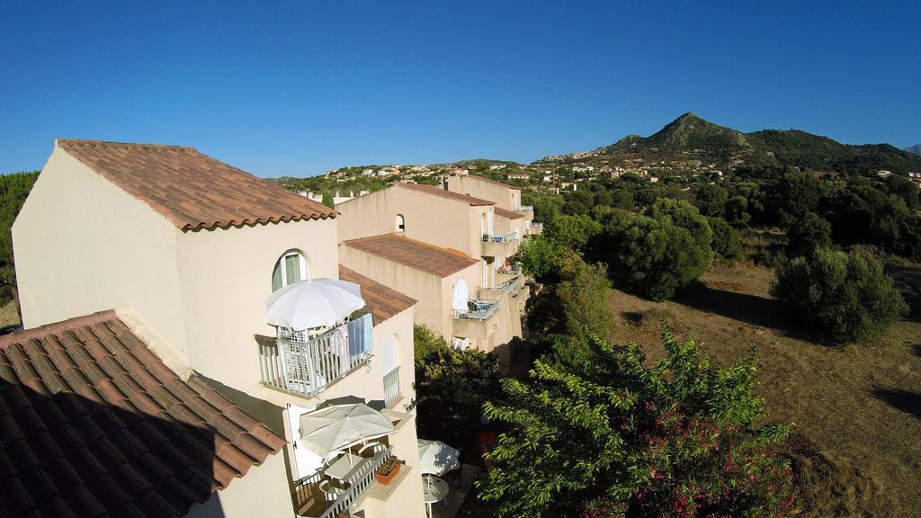 Motel Le Vieux Moulin LʼÎle-Rousse Exteriér fotografie