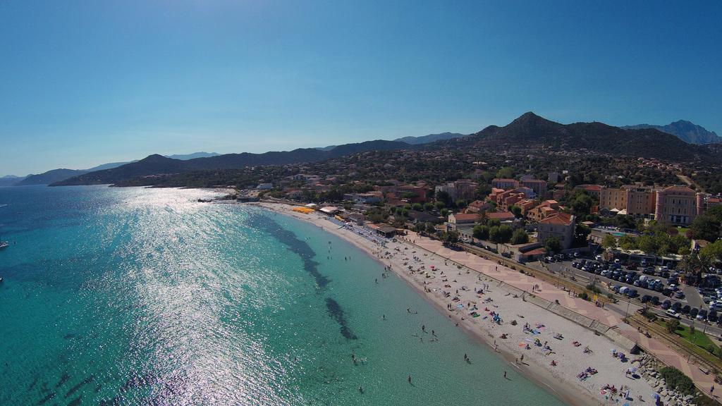 Motel Le Vieux Moulin LʼÎle-Rousse Exteriér fotografie